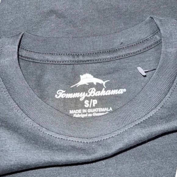 NWT Tommy Bahama Holiday T Shirt “Very Merry Mary” Size Small #59 - Picture 5 of 5